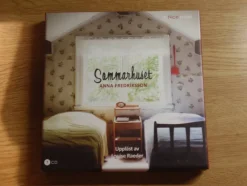 Tradera Sommarhuset - Anna Fredrikson> Ljudböcker & Språkkurser