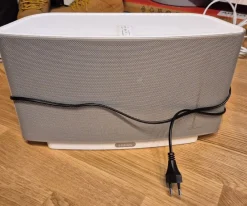 Tradera Sonos PLAY 5 högtalare / Gen 1 / renoveringsobjekt.^ Högtalare