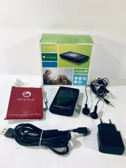 Tradera Mobiltelefoner<Sony Ericsson Xperia X8 - Retro / Vintage Mobiltelefon