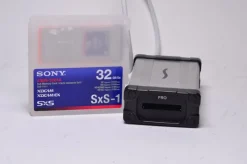 Tradera Sony SxS-1 32GB minneskort (2 st) + kortläsare^ Kameratillbehör
