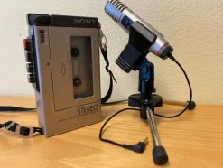 Tradera SONY TCS-350 samt SONY ECM-MS908C^ Bärbart