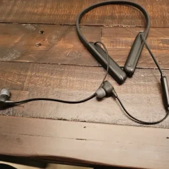 Tradera Sony WI-1000XM2 Headset^ Hörlurar