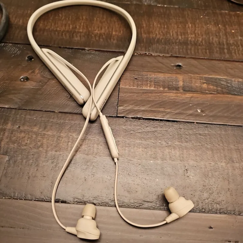 Tradera Sony WI-1000XM2 Headset^ Hörlurar