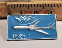 Tradera Sovjetisk propaganda pin - Flyg - TU-104^ Flyg