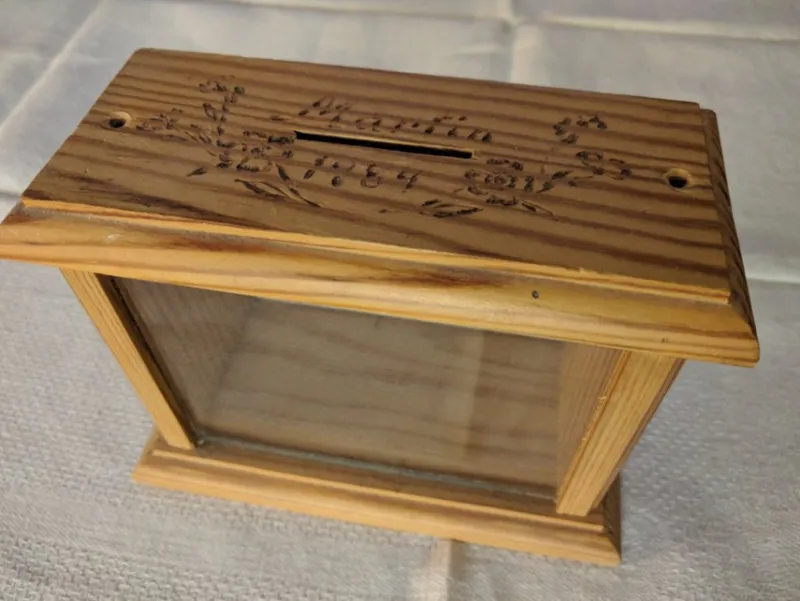 Tradera Sparbössor<Sparbössa i trä och glas - Martin 1984