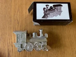 Tradera Sparbössor<Sparbössa lok, tåg.