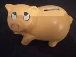 Tradera Sparbössor<Spargris i keramik