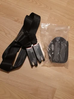 Tradera Spännare till bakåtvänd bilbarnstol 2 st> Bilbarnstolar