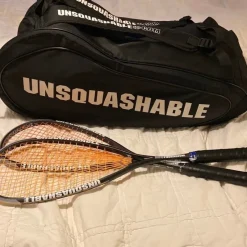 Tradera Squash<Squash, två rack + en bag, märke: Unsquashable