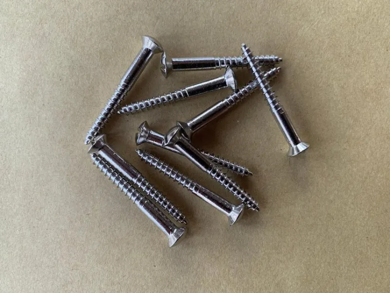 Tradera 10st 8 x 1 1/2> Skruv, Plugg & Spik