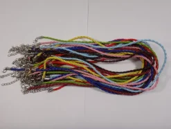 Tradera Varupartier<72st Flätade Halsband - Blandade Färger