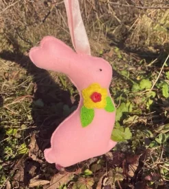 Tradera Söt handgjord påskkanin i filt #handmade #bunny^ Hantverk