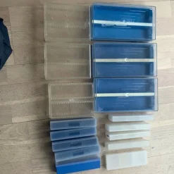 Tradera 6st lådor för förvaring av diabilder samt^ Fotoalbum