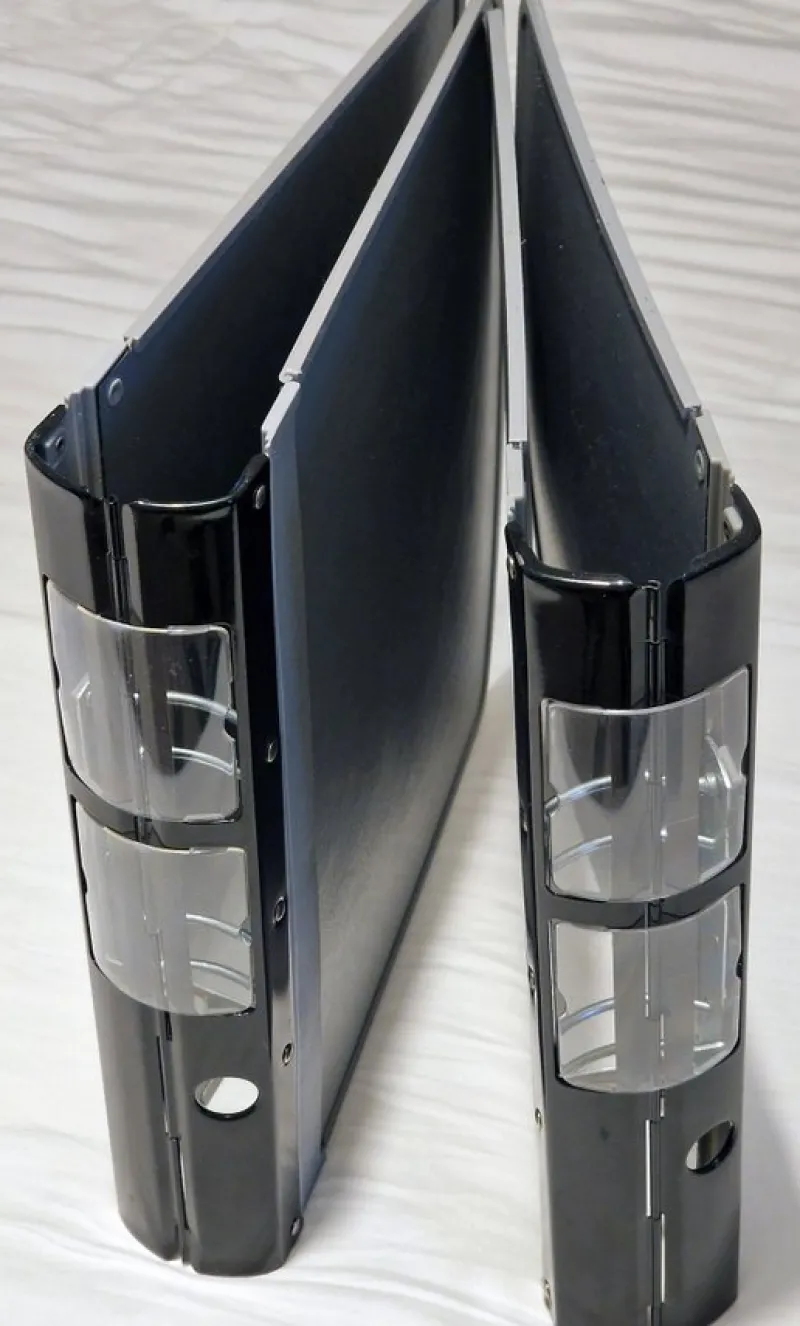 Tradera Affärsverksamhet<2st pärmar med svart metallrygg