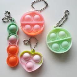 Tradera 4st turkos, rosa, orange pop-it, fidget toys, nyckelring,> Fidgets