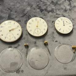 Tradera 3st Urverk med tillbehör^ Tillbehör & Reservdelar