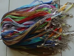Tradera Varupartier<100st Vackra Organza Halsband - Blandade Färger
