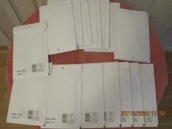 Tradera Frakt & Förpackning<15st Vita e-handelspåse Brevpåse fraktpåse vadderat kuvert bubbelpåse 12x21 cm