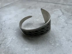 Tradera Stelt tenn armband - Design Johnny Wallden> Smycken