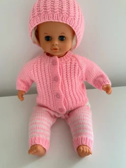 Tradera STICKADE KLÄDER TILL SKRÅLLAN.> Barnleksaker