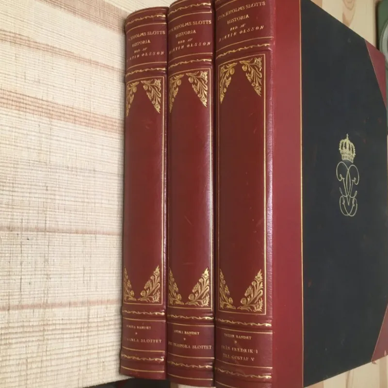 Tradera Stockholms slotts historia I-III komplett> Planschverk & Illustrerade Böcker