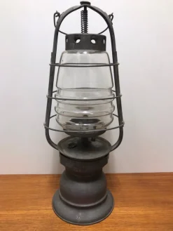 Tradera Technica & Nautica<Stor gammal karbidlampa