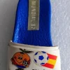 Tradera Nyckelringar<STOR NYCKELRING - FLIPFLOP SPANIEN VM 1982 - MUNDIAL 82 - FOTBOLL