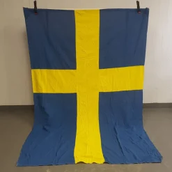 Tradera Stor svensk flagga - 265,5 x 165 cm - Svenska flaggan^ Flaggor
