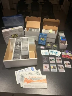 Tradera Star Wars<Stort Star Wars Customizable Card Game-samlarpaket (CCG)