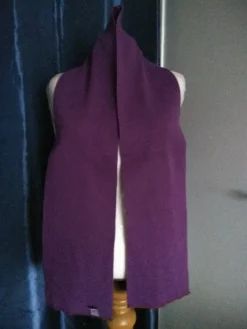 Tradera Stylc mörklila halsduk> Sjalar & Halsdukar