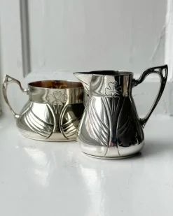 Tradera Sukker- og flødesæt, jugendstil, pletsølv^ Kaffe & Te