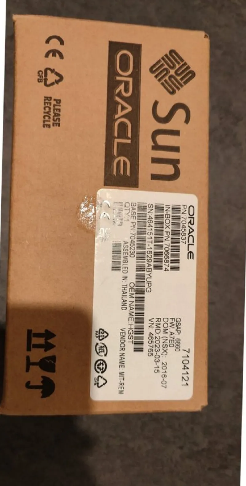 Tradera Sun Oracle 7066874 900GB 10K 2.5 SAS 6/Gbps Hard Drive> Datorservrar & Tillbehör