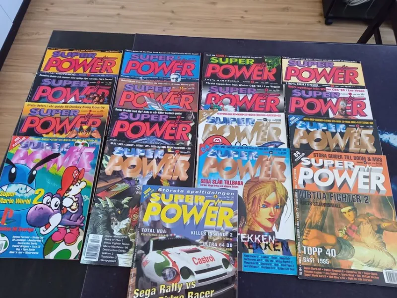 Tradera Litteratur & Merchandise<Super Power magasin samling - 17 styck!