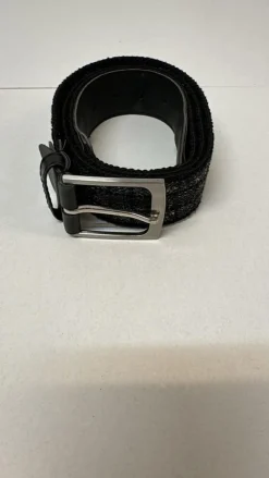 Tradera Svart bälte, storlek 115CM> Bälten & Skärp