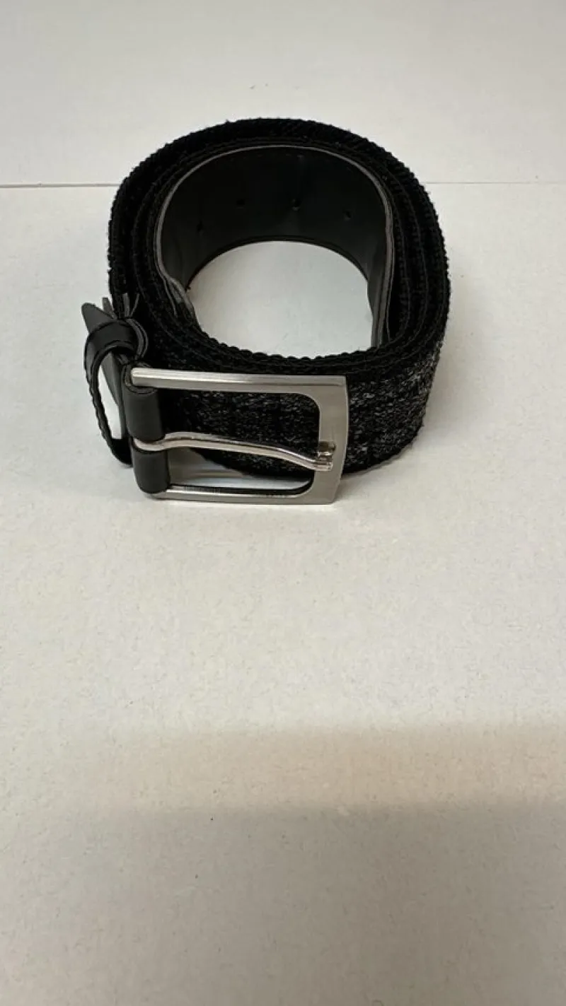 Tradera Svart bälte, storlek 115CM> Bälten & Skärp