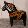 Tradera Svart Dalahäst, handmålad 13,5 cm^ Dalahästar