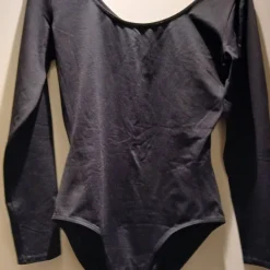 Tradera Tävlingsdans<Svart dansdräkt