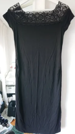 Tradera Svart Gravidklänning storlek S^ Mammakläder