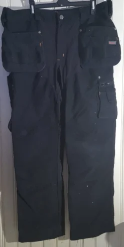 Tradera Svarta arbetsbyxor D100 37/31> Skyddsutrustning & Kläder