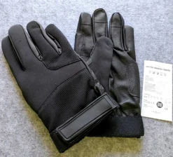 Tradera SVENSKA FÖRSVARETS TAKTISKA HANDSKAR, FODRADE, VIND O VATTENTÄTA, NYA. SIZE 9> Handskar & Vantar