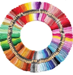 Tradera SY001 - 100 dockor broderigarn / moulinegarn^ Övrig Hobby