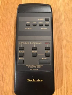 Tradera Technics RAK-RS305W Fjärrkontroll till Kassettdäck^ Stereo & Hifi