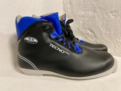 Tradera Längdåkning<TecnoPro SNS Pjäxor Storlek 44