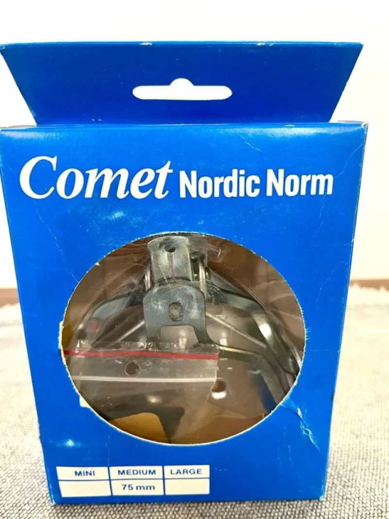 Tradera Längdåkning<Tegnäs skidan bindning Comet Nordic Norm 75