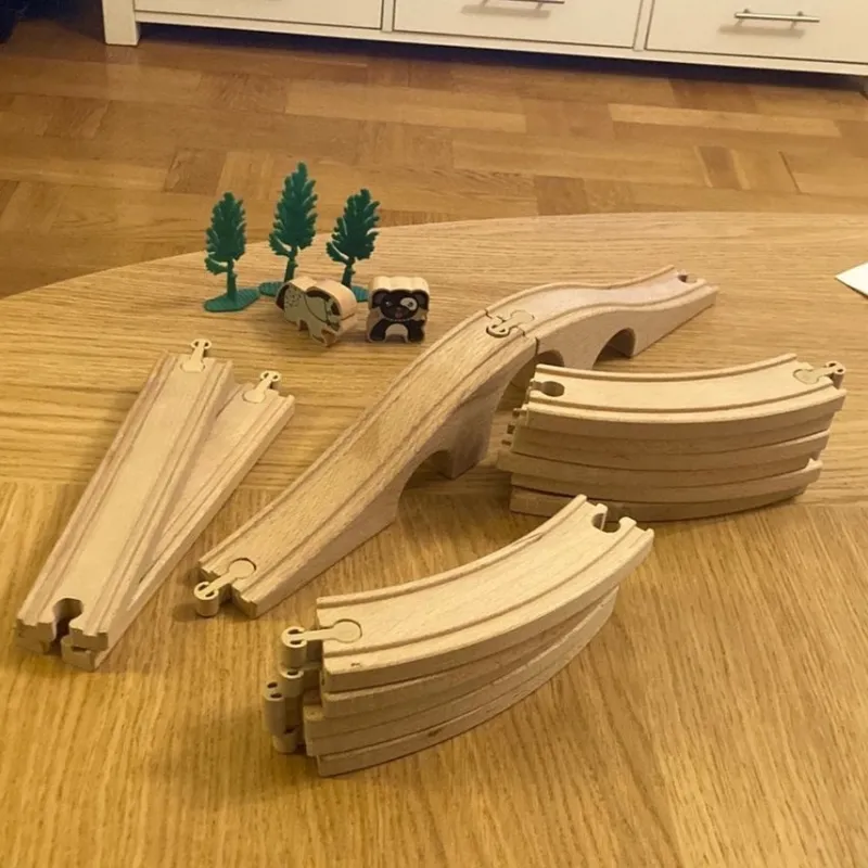 Tradera Tågräls inkl bro från IKEA> Brio & Träleksaker