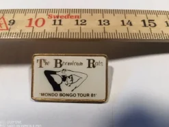 Tradera The boomtown rats pin/broch musik punk> Tygmärken & Pins