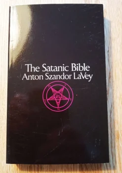 Tradera The Satanic Bible - Anton Szandor LaVey> Religion & Livsåskådning