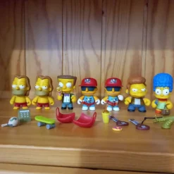 Tradera Samlarfigurer<The Simpsons Kidrobot 7-pack