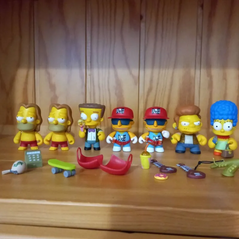 Tradera Samlarfigurer<The Simpsons Kidrobot 7-pack
