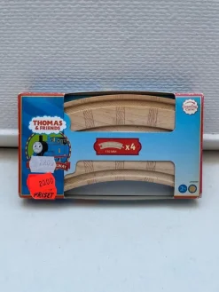 Tradera Thomas & Friends träjärnväg vintage oöppnad - 170 mm x 4 st svängar> Brio & Träleksaker